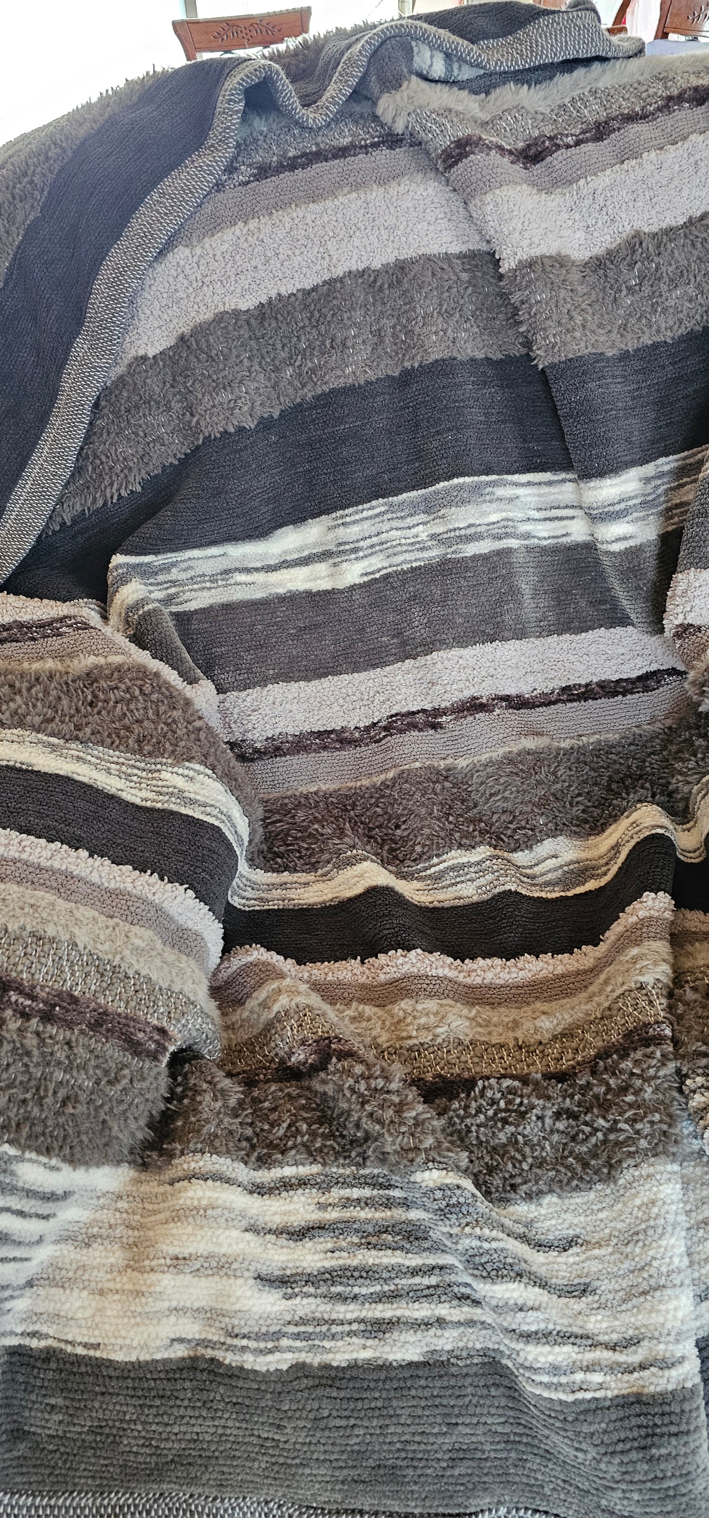 Couverture tons de gris - 50 pouces x 70 pouces